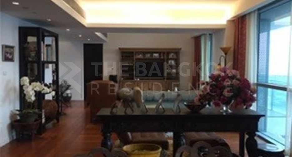 À vendre 3 chambres condo à Si Racha, Chonburi