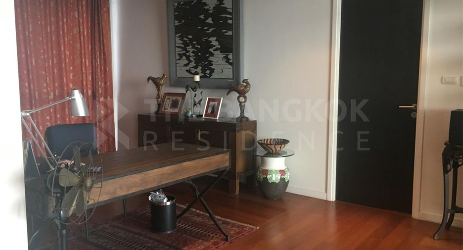 À vendre 3 chambres condo à Si Racha, Chonburi