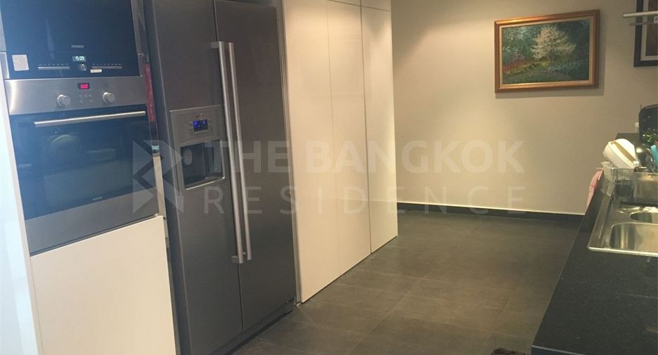 À vendre 3 chambres condo à Si Racha, Chonburi