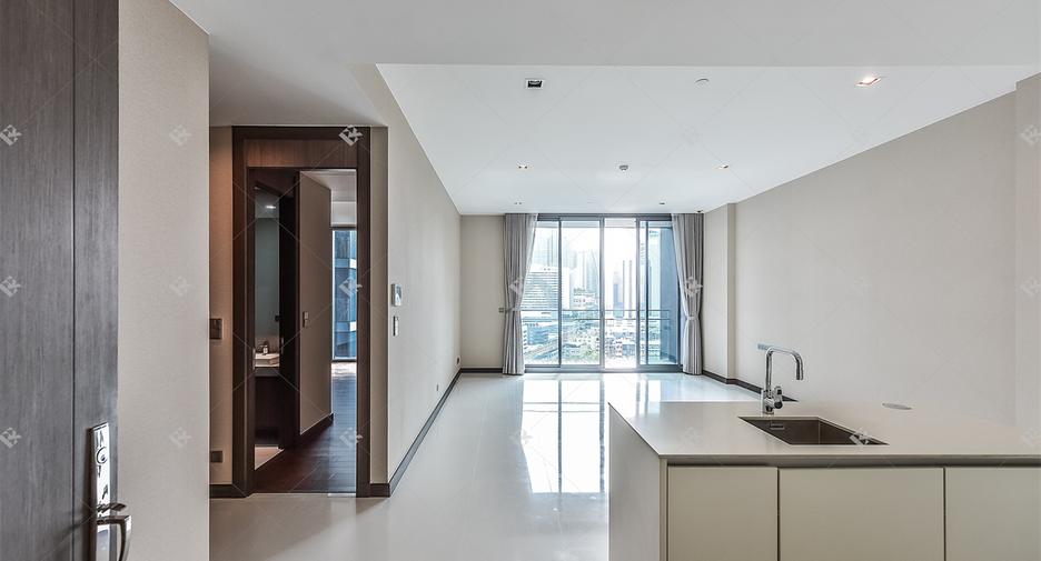 For sale 2 bedrooms condo in Khlong Toei, Bangkok