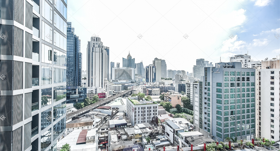 For sale 2 bedrooms condo in Khlong Toei, Bangkok