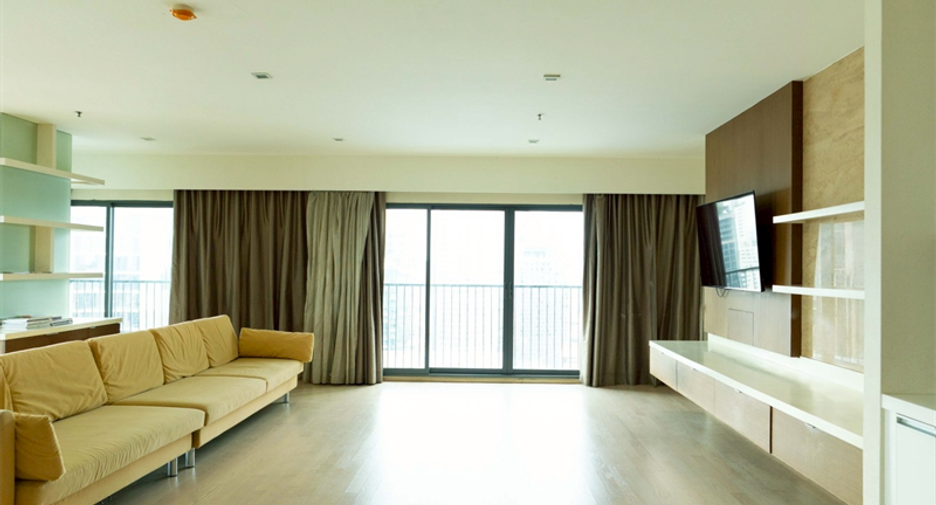 ขาย 3 ห้องนอน คอนโด ใน คลองเตย, กรุงเทพฯ