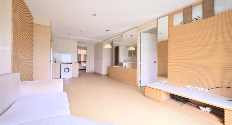 For sale 2 bedrooms condo in Watthana, Bangkok