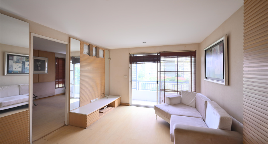 For sale 2 bedrooms condo in Watthana, Bangkok