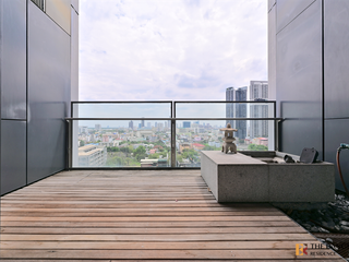 For sale 2 bedrooms condo in Sathon, Bangkok