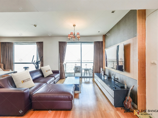 For sale 2 bedrooms condo in Yan Nawa, Bangkok
