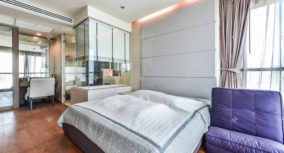 Wohnung zum Kauf mit 2 Zimmer in Sathon, Bangkok