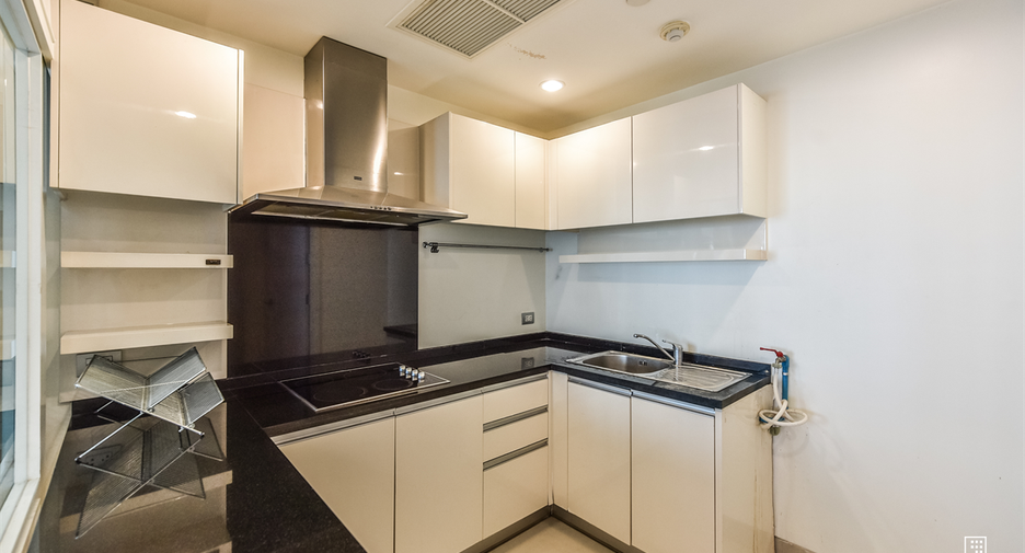 For sale 2 bedrooms condo in Bang Kho Laem, Bangkok