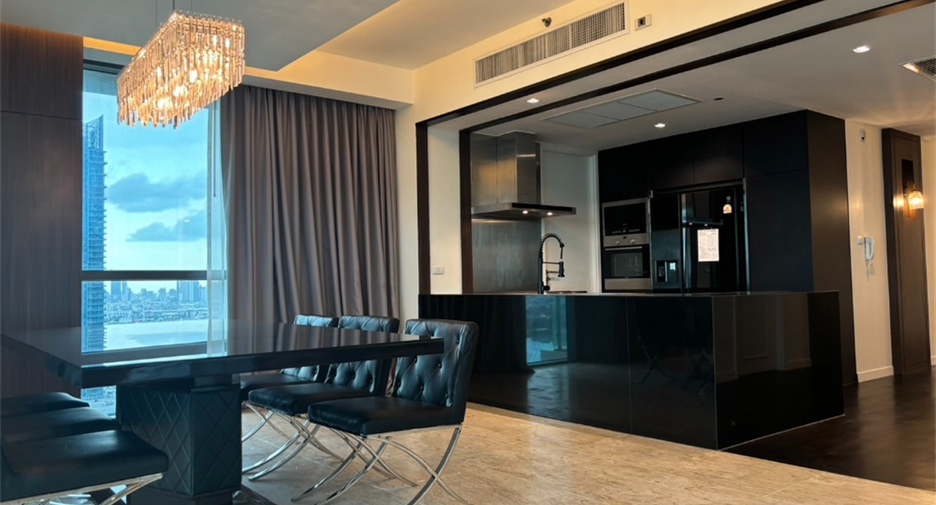 出售 3 卧室 公寓 在 Si Racha, Chon Buri