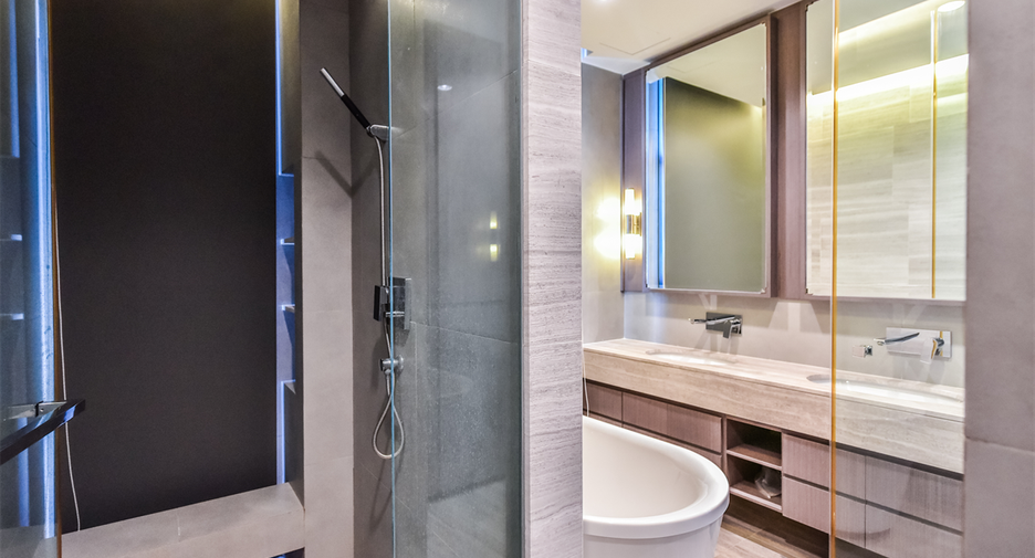 For sale 2 bedrooms condo in Sathon, Bangkok