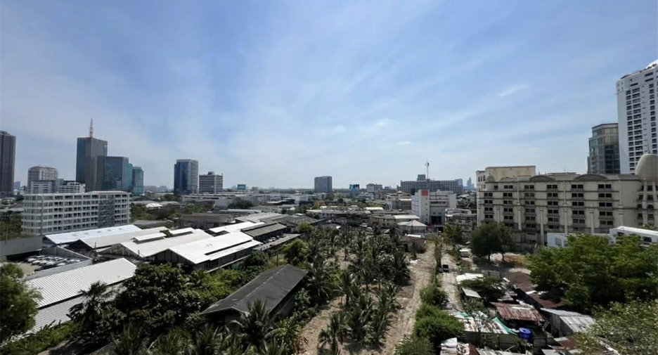 Wohnung zum Kauf mit 1 Zimmer in Khlong Toei, Bangkok