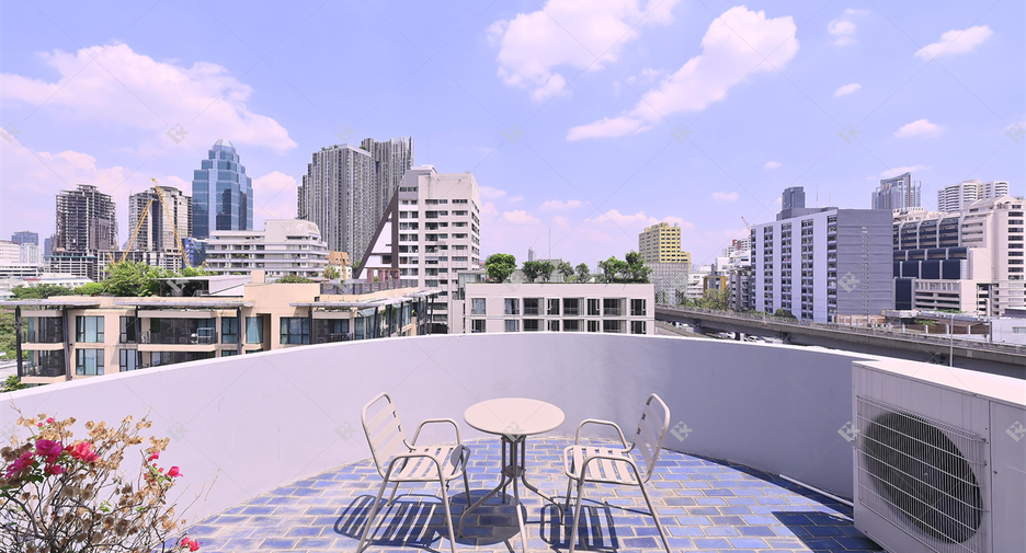 Wohnung zum Kauf mit 3 Zimmer in Khlong Toei, Bangkok