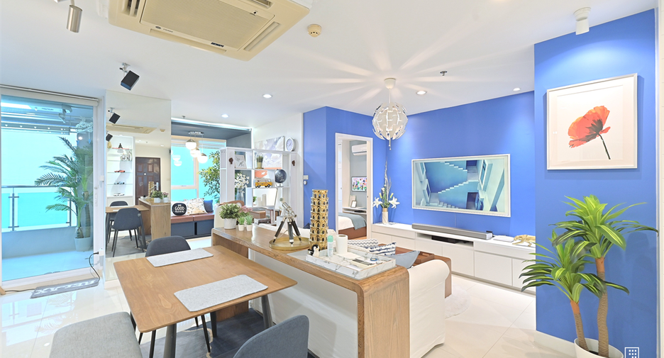 For sale 2 bedrooms condo in Watthana, Bangkok
