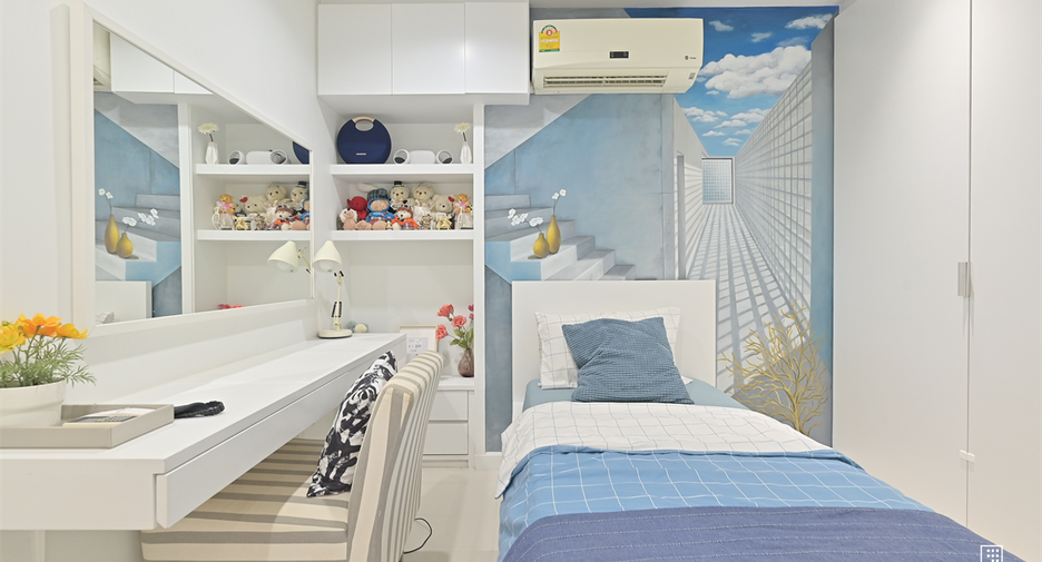 For sale 2 bedrooms condo in Watthana, Bangkok