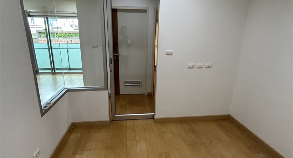Wohnung zum Kauf mit 2 Zimmer in Bang Rak, Bangkok