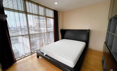 Condo en venta de 2 habitaciones en Bang Rak, Bangkok