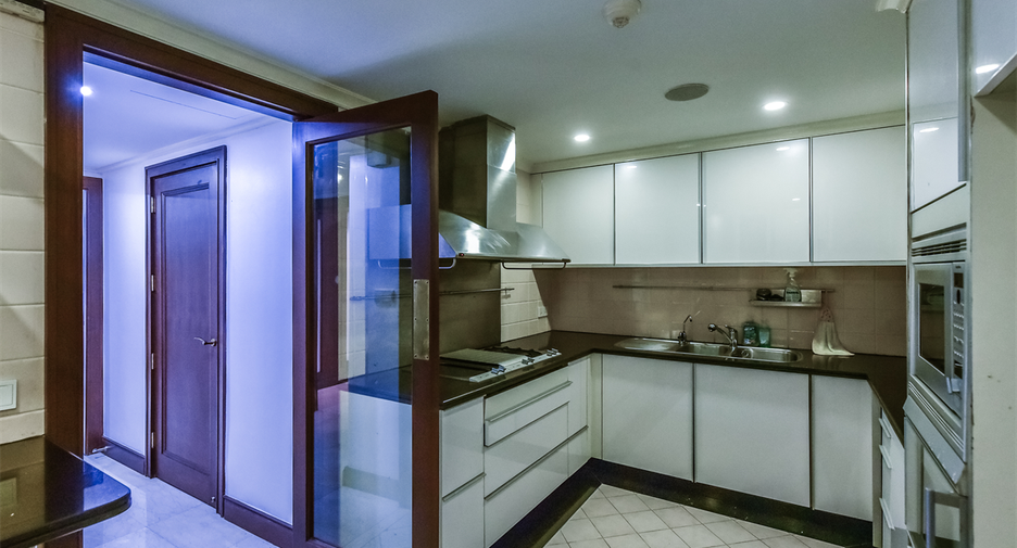Wohnung zum Kauf mit 3 Zimmer in Pathum Wan, Bangkok