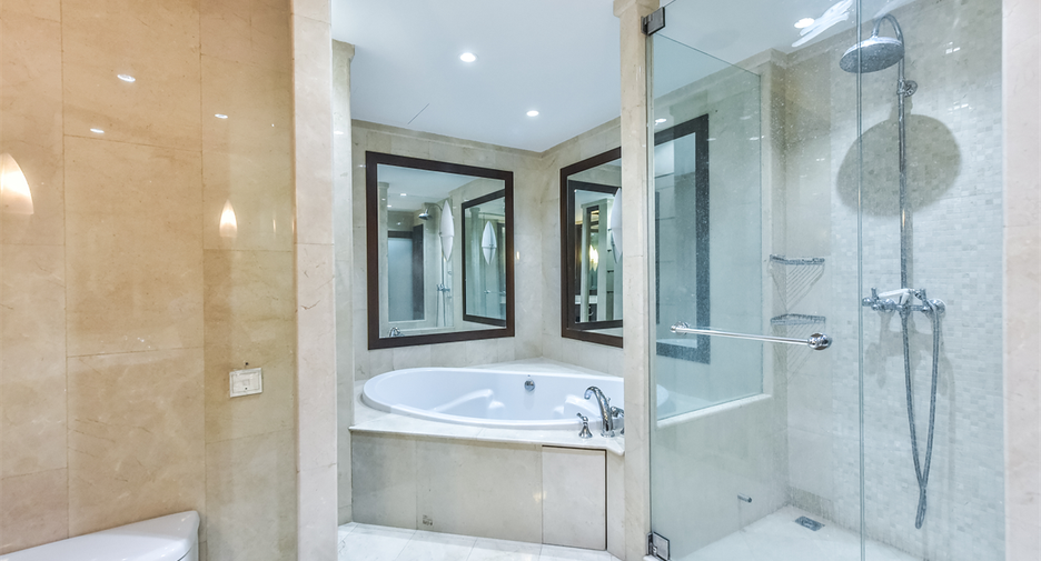 Wohnung zum Kauf mit 3 Zimmer in Pathum Wan, Bangkok