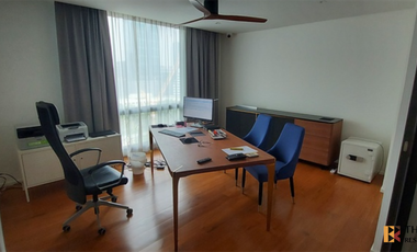 Wohnung zum Kauf mit 3 Zimmer in Pathum Wan, Bangkok