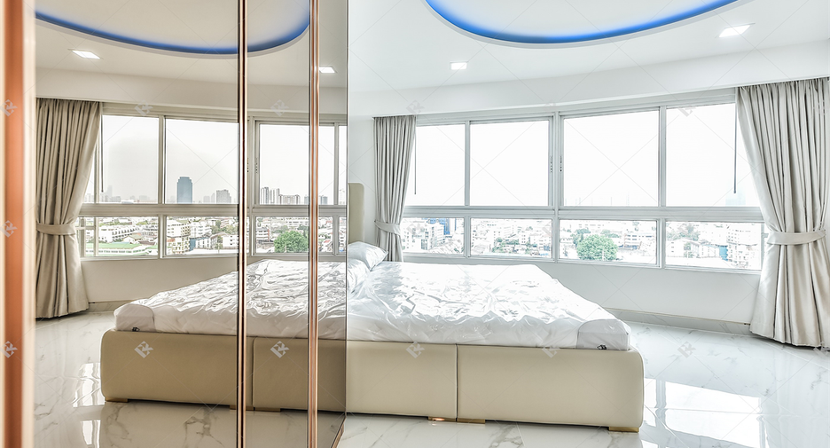 Wohnung zum Kauf mit 2 Zimmer in Yan Nawa, Bangkok