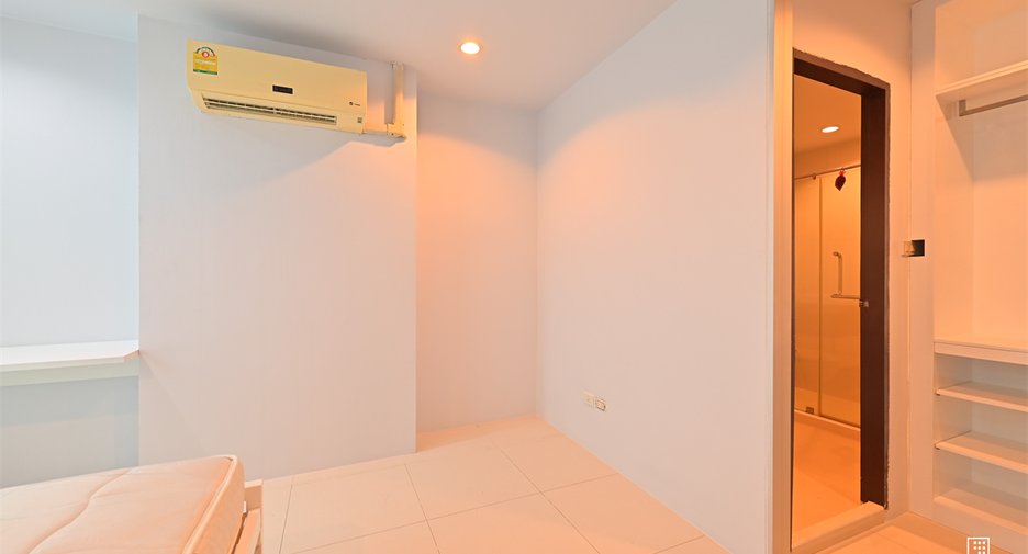 Wohnung zum Kauf mit 2 Zimmer in Watthana, Bangkok
