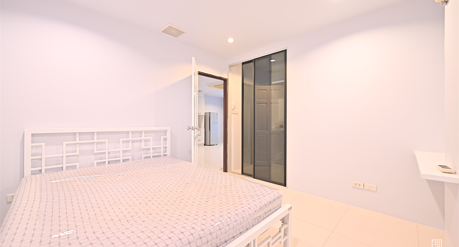 Wohnung zum Kauf mit 2 Zimmer in Watthana, Bangkok
