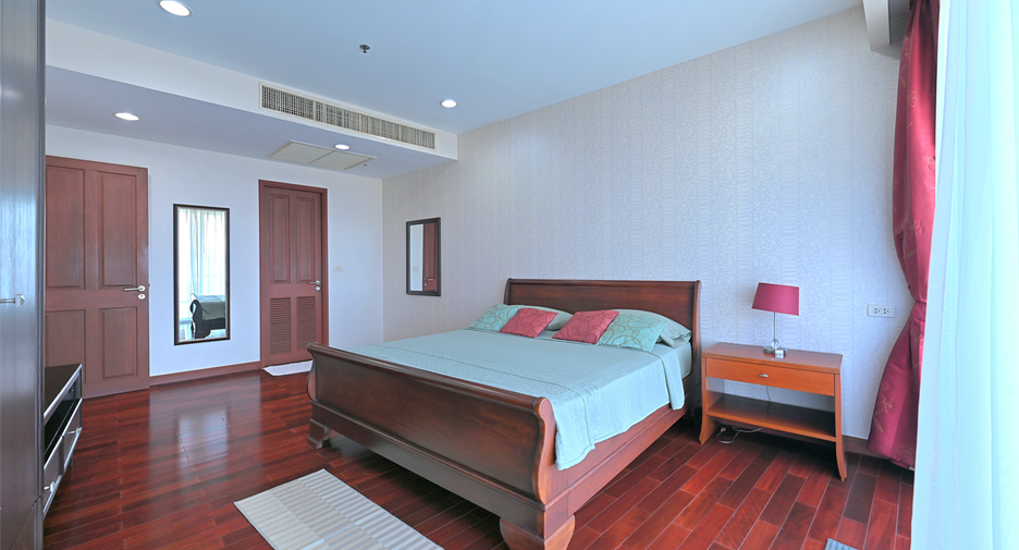 For sale 2 ベッドルーム condo in Pathum Wan, Bangkok