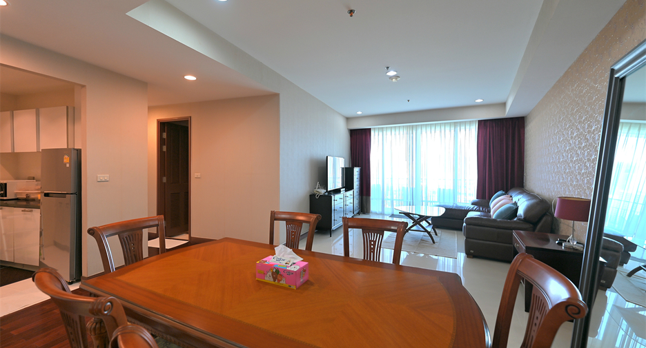 For sale 2 ベッドルーム condo in Pathum Wan, Bangkok