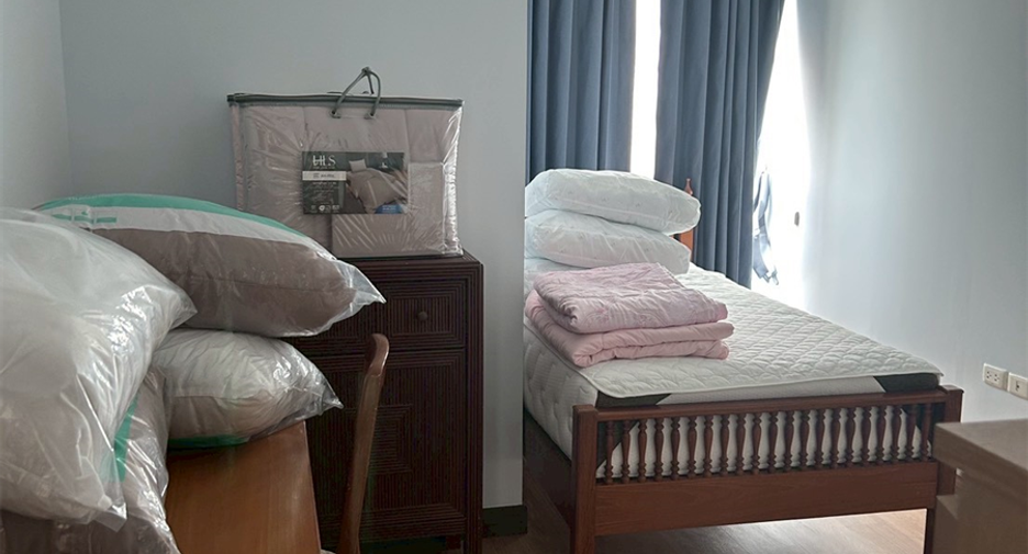 For sale 2 bedrooms condo in Bang Kho Laem, Bangkok