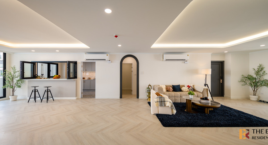 Condo en venta de 3 habitaciones en Khlong Toei, Bangkok