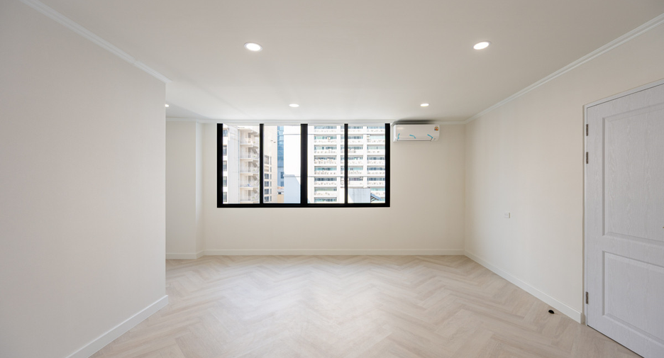 Condo en venta de 3 habitaciones en Khlong Toei, Bangkok