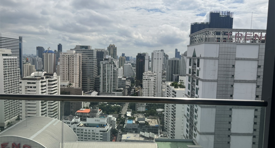 For sale 2 ベッドルーム condo in Khlong Toei, Bangkok