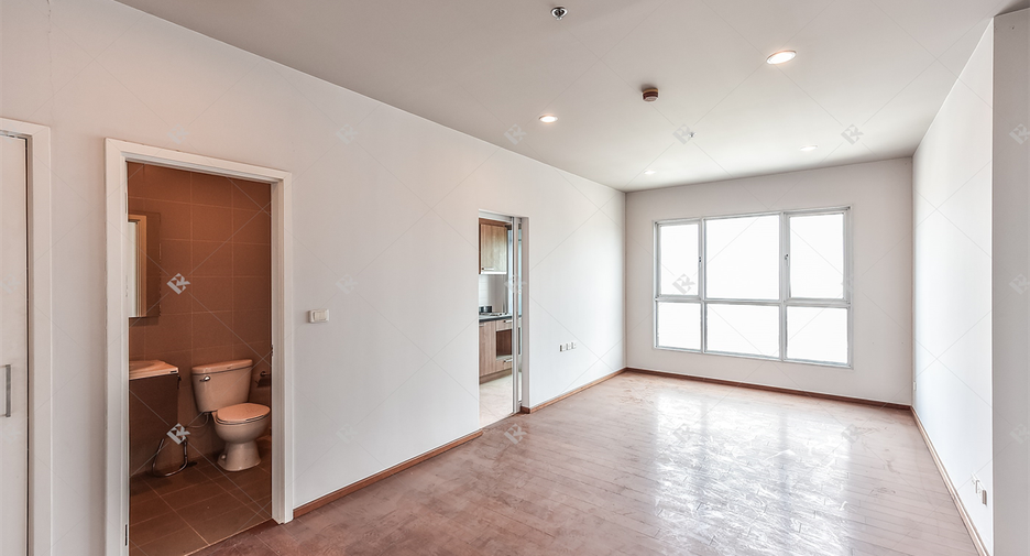 For sale 2 ベッドルーム condo in Khlong San, Bangkok