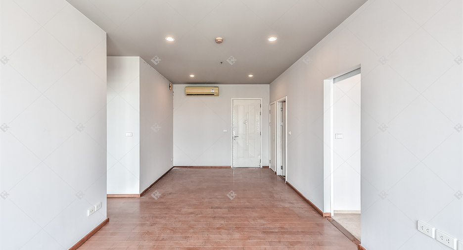 For sale 2 ベッドルーム condo in Khlong San, Bangkok