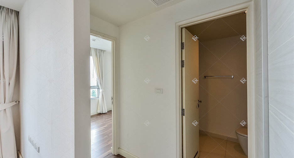 Condo en venta de 2 habitaciones en Thon Buri, Bangkok