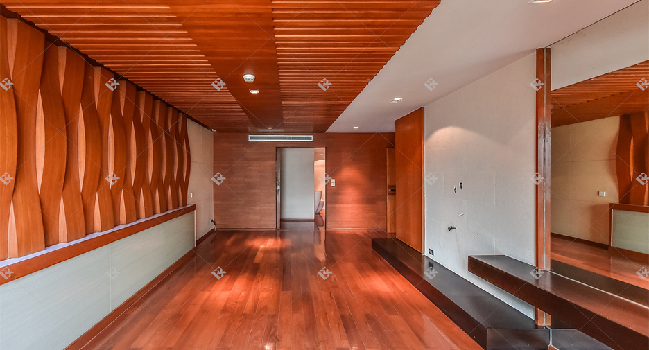 Wohnung zum Kauf mit 3 Zimmer in Pathum Wan, Bangkok
