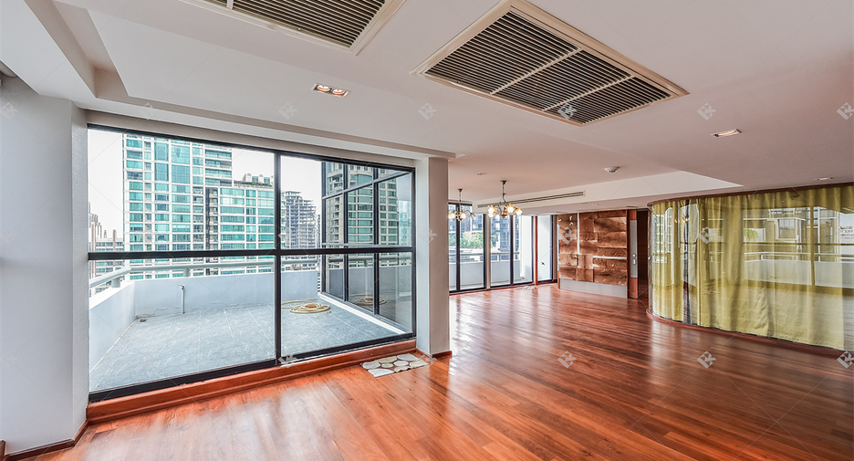 Wohnung zum Kauf mit 3 Zimmer in Pathum Wan, Bangkok