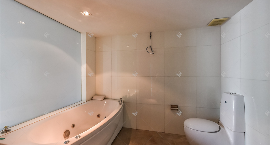 Wohnung zum Kauf mit 3 Zimmer in Pathum Wan, Bangkok