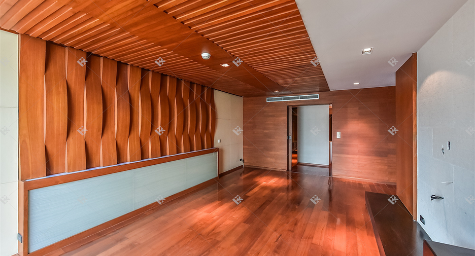 Wohnung zum Kauf mit 3 Zimmer in Pathum Wan, Bangkok