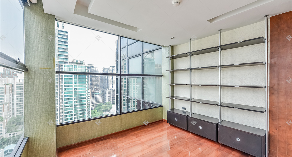 Wohnung zum Kauf mit 3 Zimmer in Pathum Wan, Bangkok