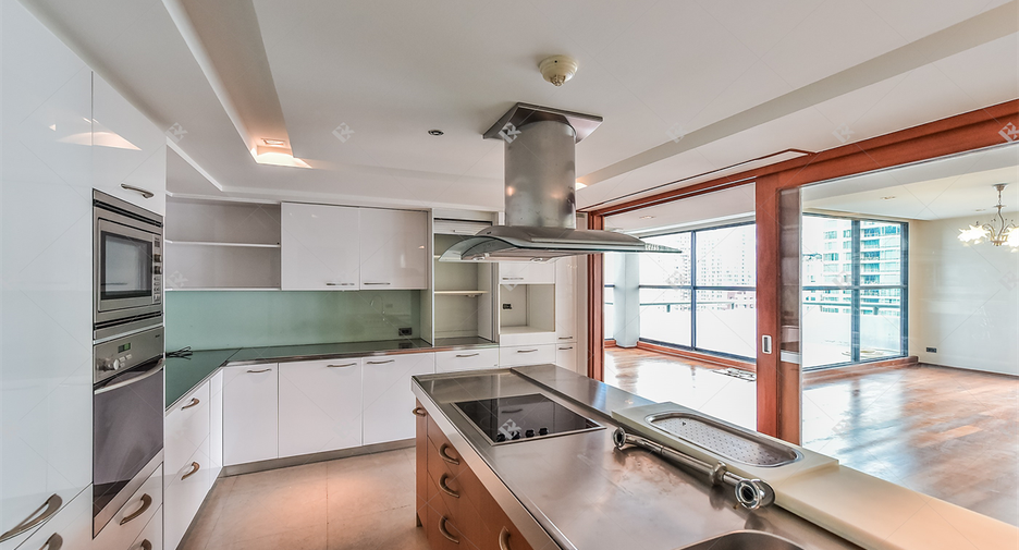Wohnung zum Kauf mit 3 Zimmer in Pathum Wan, Bangkok