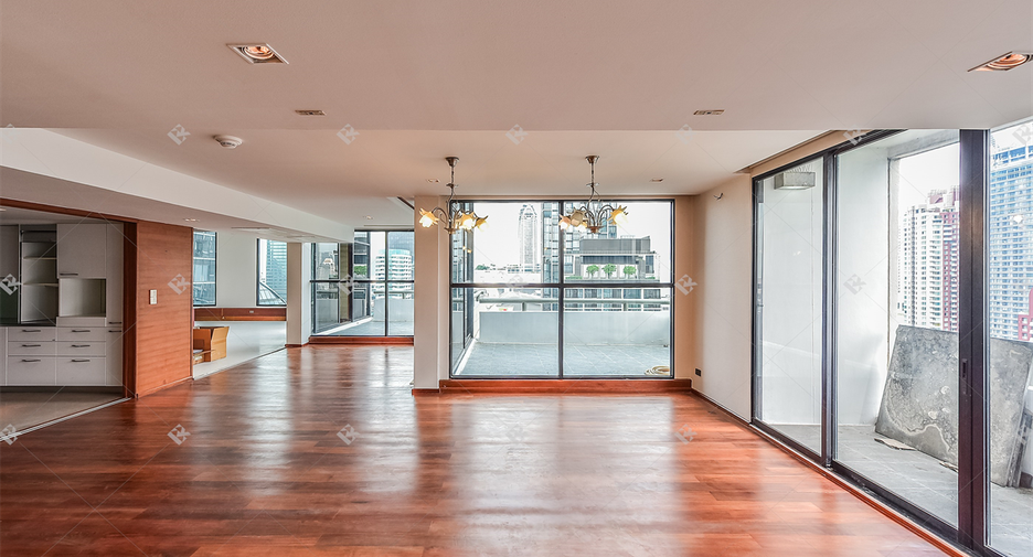 Wohnung zum Kauf mit 3 Zimmer in Pathum Wan, Bangkok