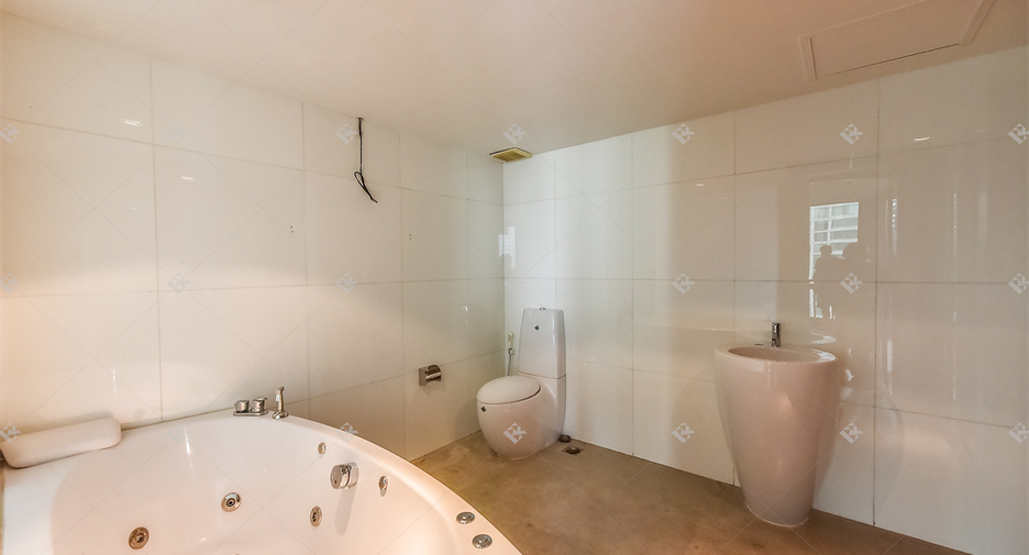 Wohnung zum Kauf mit 3 Zimmer in Pathum Wan, Bangkok