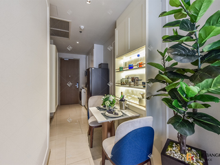 Wohnung zum Kauf mit 1 Zimmer in Bang Rak, Bangkok