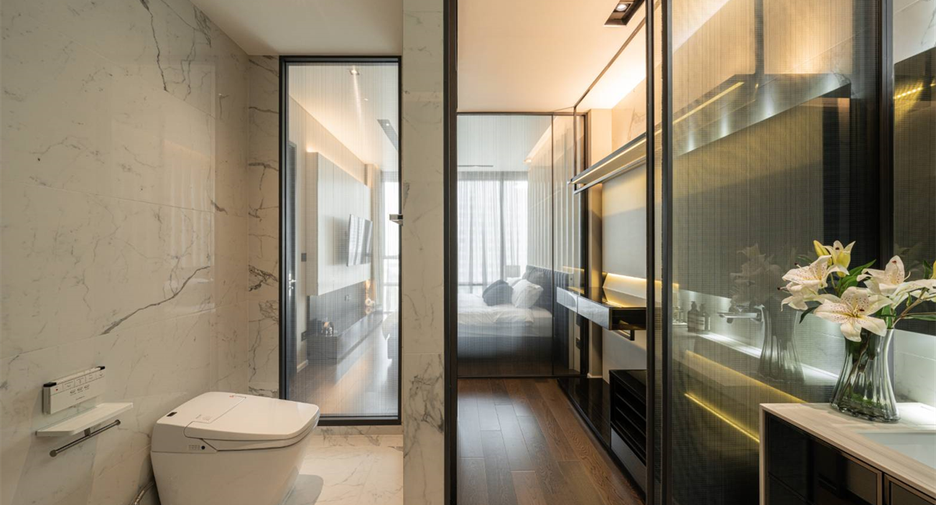 For sale 2 bedrooms condo in Watthana, Bangkok