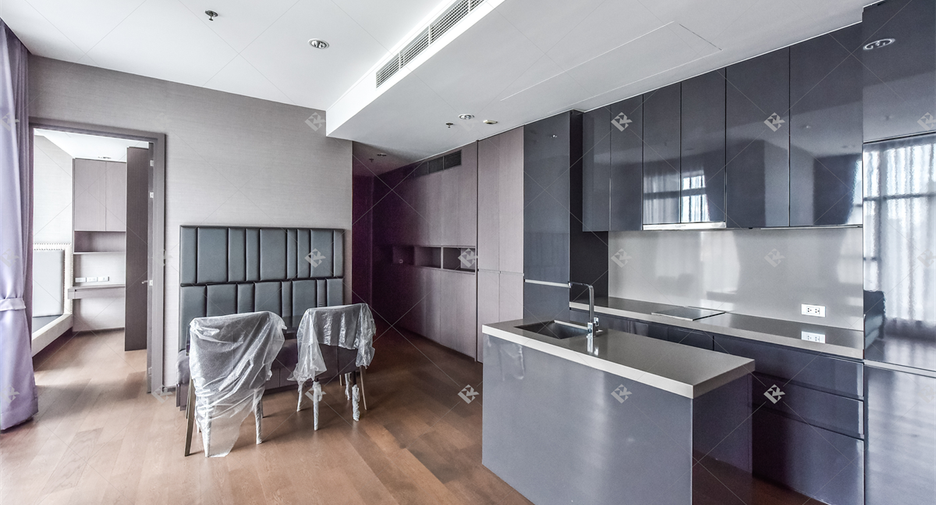 Продажа 3 спальни кондо в Сатхон, Бангкок