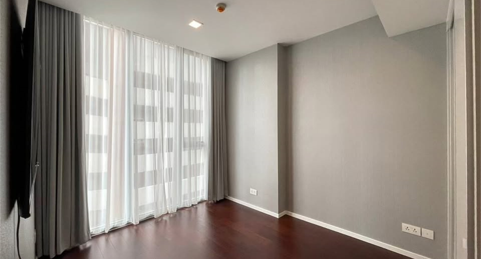 À vendre 2 chambres condo à Watthana, Bangkok