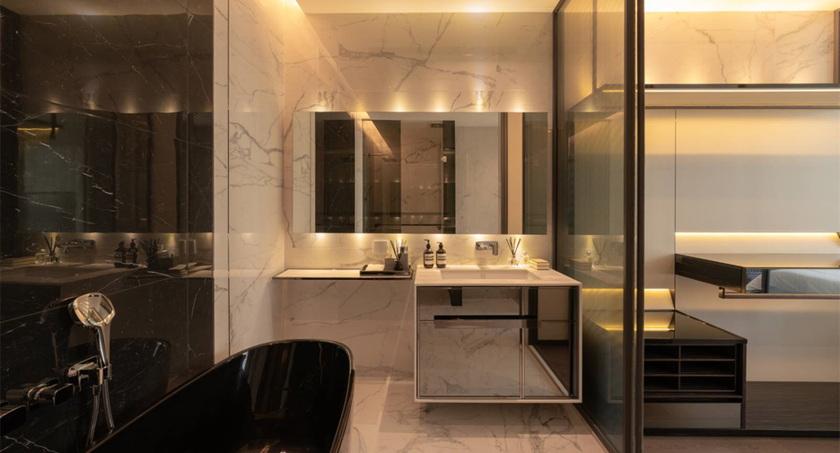 For sale 2 bedrooms condo in Watthana, Bangkok