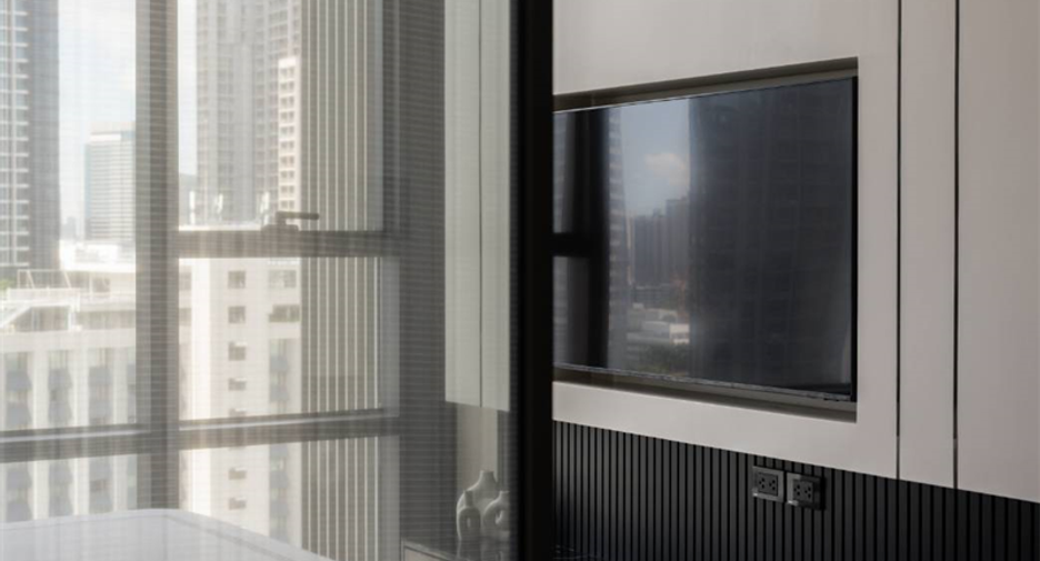 For sale 2 bedrooms condo in Watthana, Bangkok