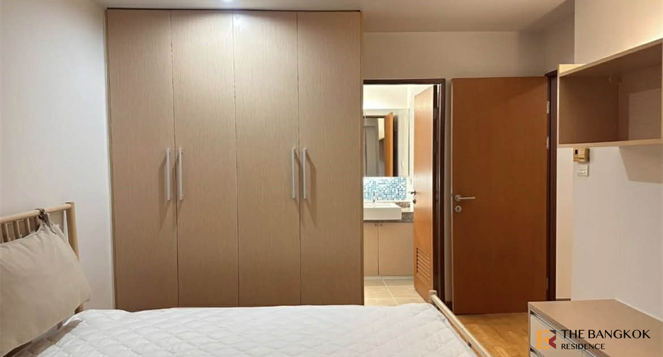 Condo en venta de 2 habitaciones en Phra Khanong, Bangkok
